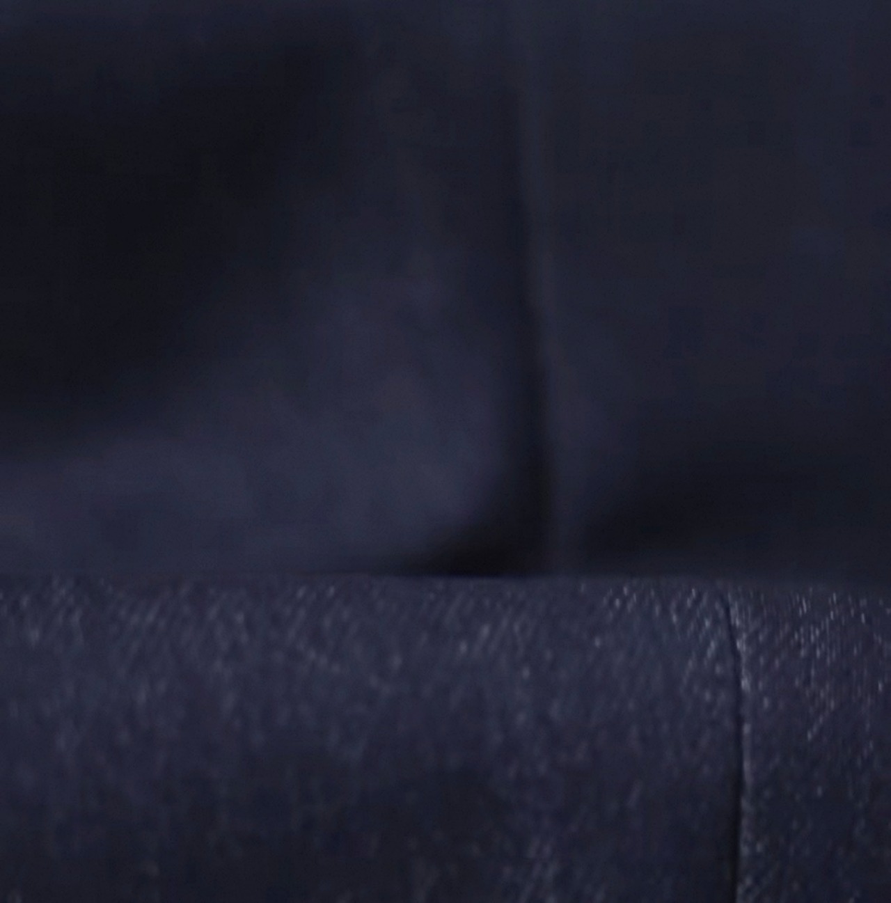 【深藍立端】デニムライク・2プリーツスラックス