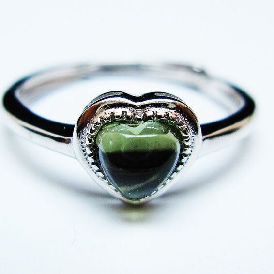 モルダバイト リング モルダウ石 指輪 ハート フリーサイズ 14号 一点物 メール便可 [M便 1/20] 199-576