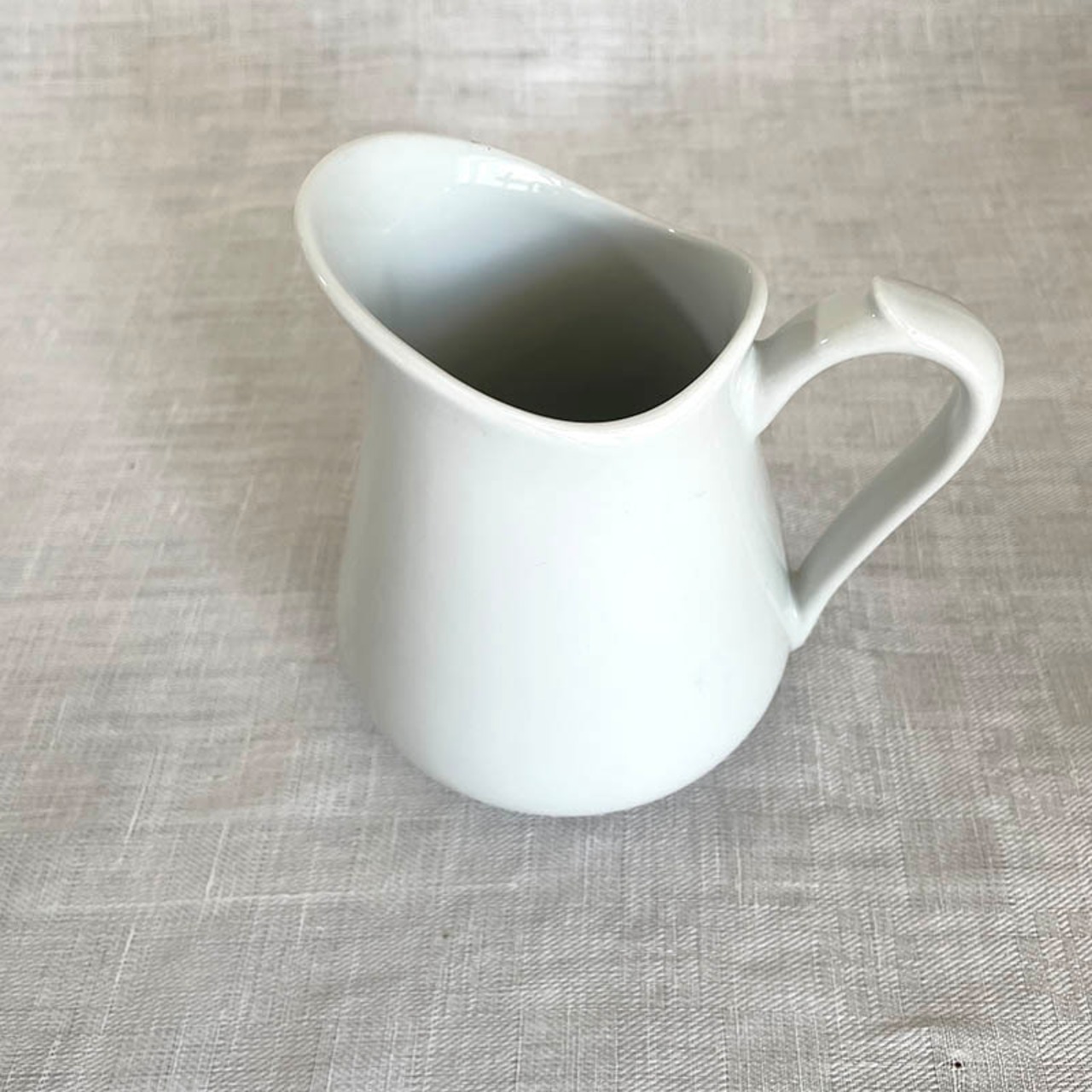 ピッチャー　ピシェ　ミルク　白い器　フラワーベースにも　Tradition CNP France 19twd73