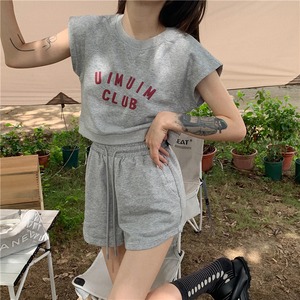 【2点セット】カジュアルTシャツ+ショットパンツ A1062