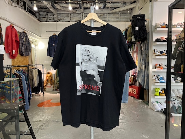 Supreme ANNA NICOLE SMITH TEE BLACK LARGE 42900