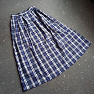 カナダ製 ロングチェックスカート used [107025]