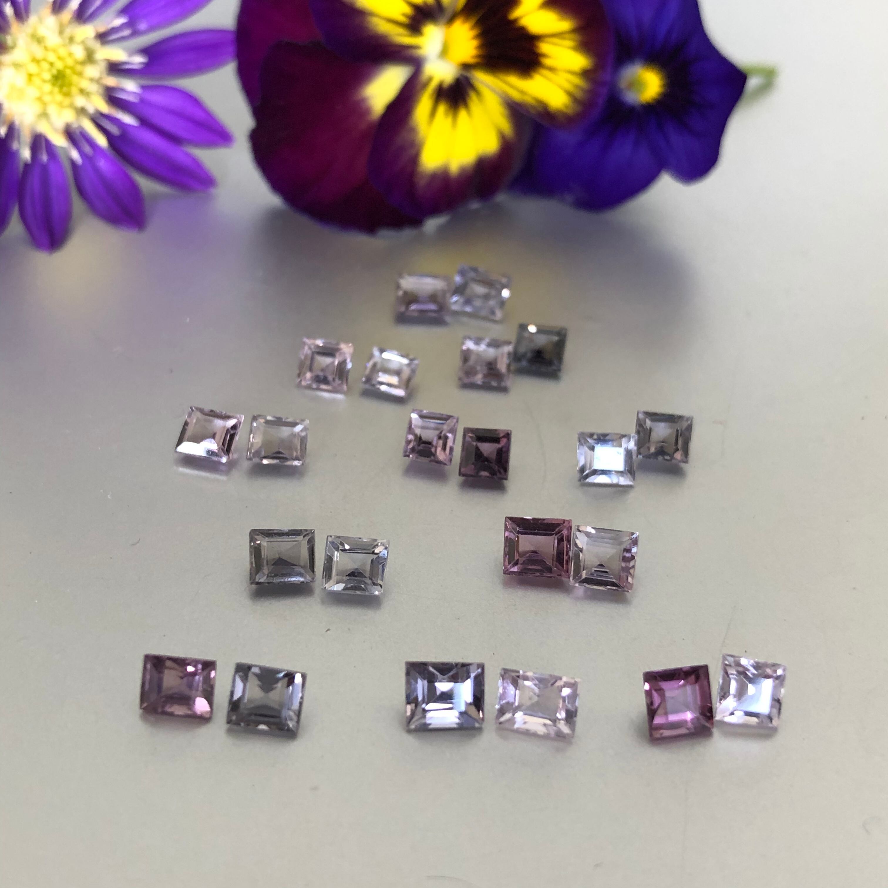 定価21000円Lucky Draw Violet Spinel Pair ルース　スピネル　紫