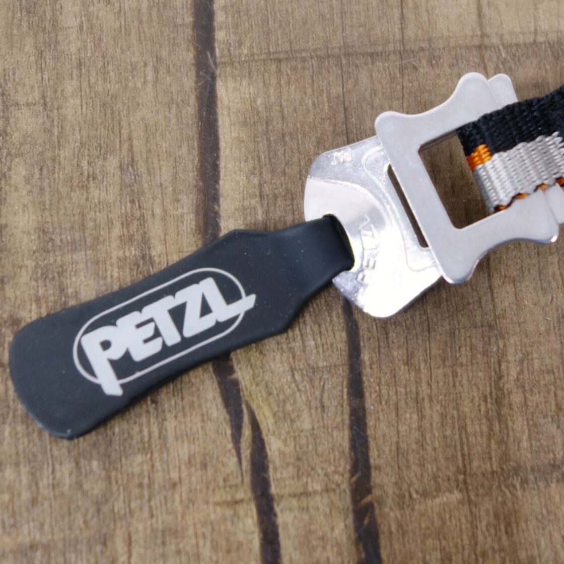 極美品 ペツル PETZL VASAK バサック セミワンタッチ 12本爪 アイゼン 