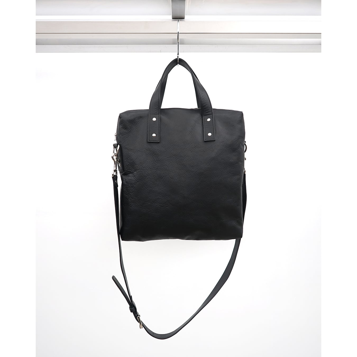 kujaku] (クジャク) A-633 2Way Zip Leather Bag (Black) | Clique