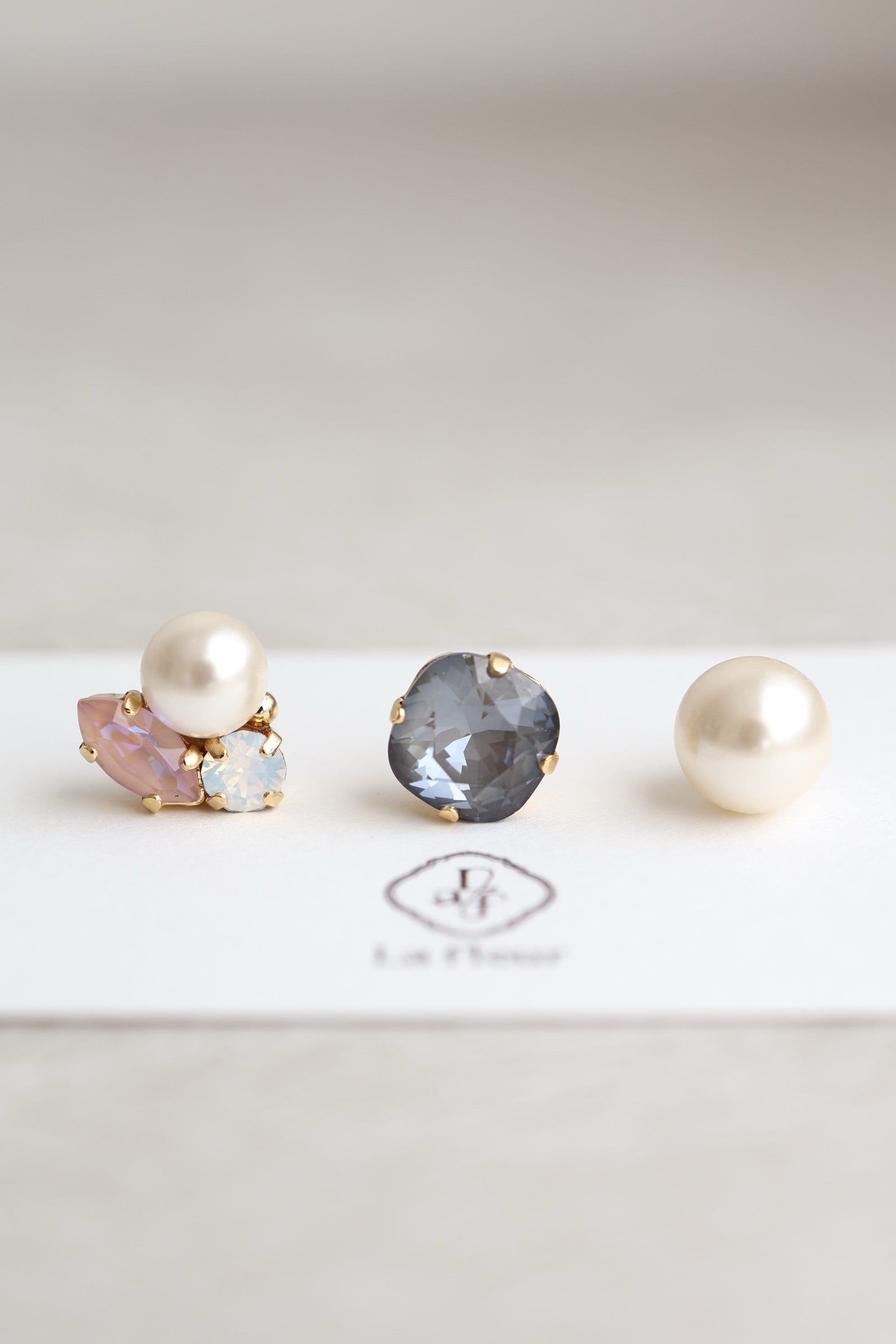 3set asymmetry bijou  pearl