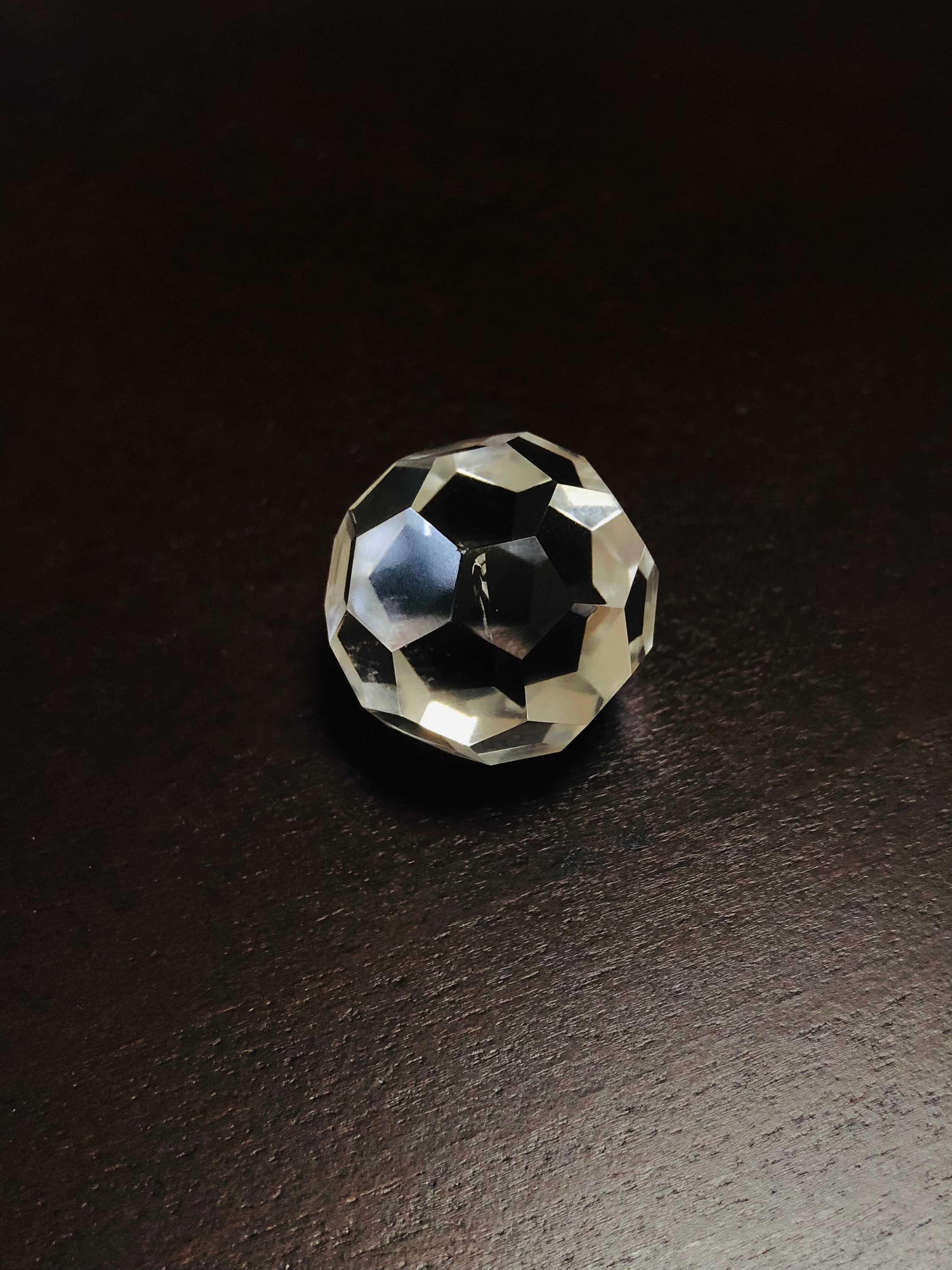 現実化の加速　バッキーボール　ヒマラヤ水晶　手彫り 現実化の加速 バッキーボール ヒマラヤ水晶 手彫り