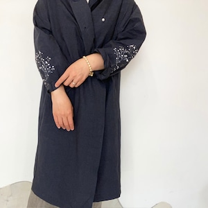 [ Ladies ] カスミソウ刺繍ライトコート -dark navy- 梅雨寒軽量アウター