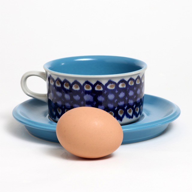 ARABIA アラビア Hilkka-Liisa Ahola ヒルッカ・リーサ・アホラ 葡萄色の玉模様のティーカップ＆ソーサー（空色） - 3 北欧ヴィンテージ