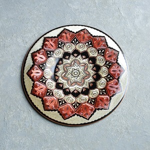 美しい模様の、銅のプレート 4