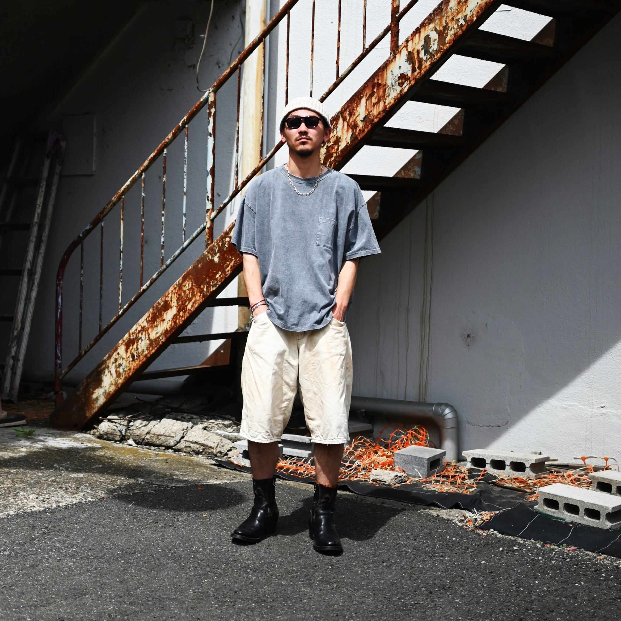 ANACHRONORM(アナクロノーム)、PIGMENT DYED POCKET S/S T-Sと FRONT