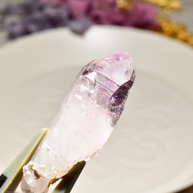 【世界一美しいアメシスト】虹入り!ベラクルスアメシスト ミニポイント 1個売り メキシコ・ベラクルス州産 VA03-04
