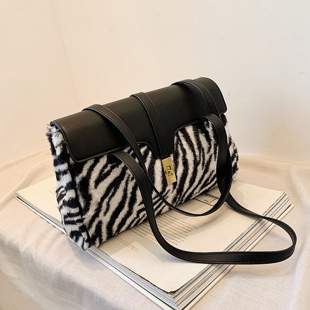 オータムウィンタースタイルレッドファー 秋物 冬物 Tiancai_Wing_Bag55590915634