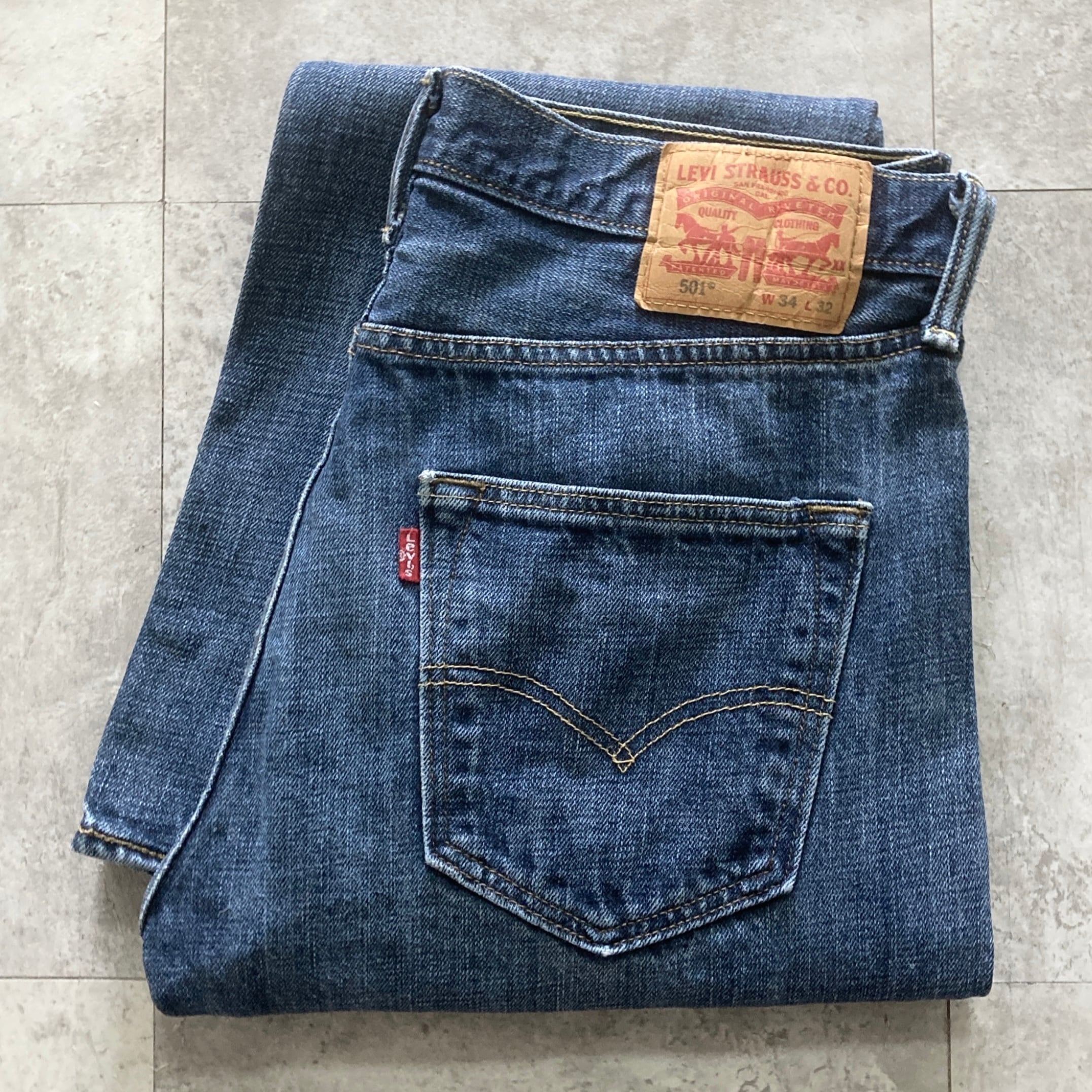 W34 L32】Levis 501 リーバイス ボタンフライ 縦落ち ヒゲ デニム