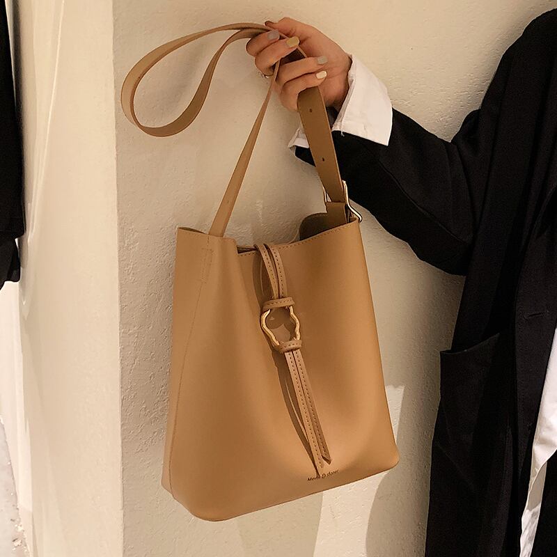 オータムカジュアル 秋物 メッセンジャーバッグ Tiancai_Wing_Bag22196133479