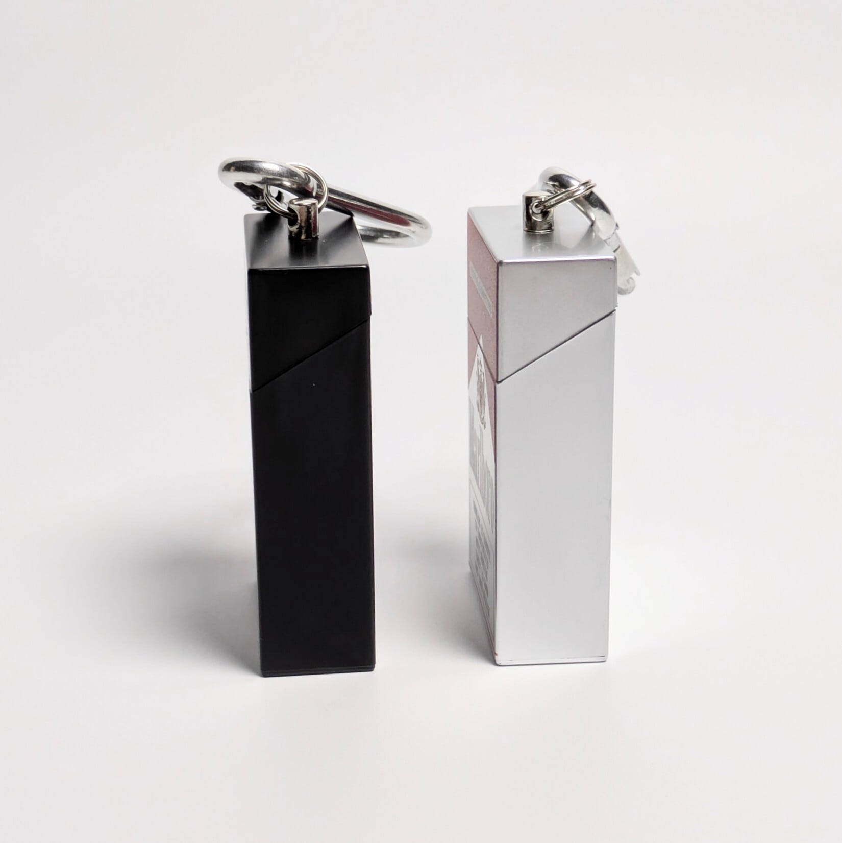 再入荷！【 Marlboro ( マールボロ )  / Jack Daniel's ( ジャックダニエル )】 Portable Ashtray / 携帯灰皿 / カラビナポータブルアシュトレイ　〚アメリカン雑貨 アメトイ〛