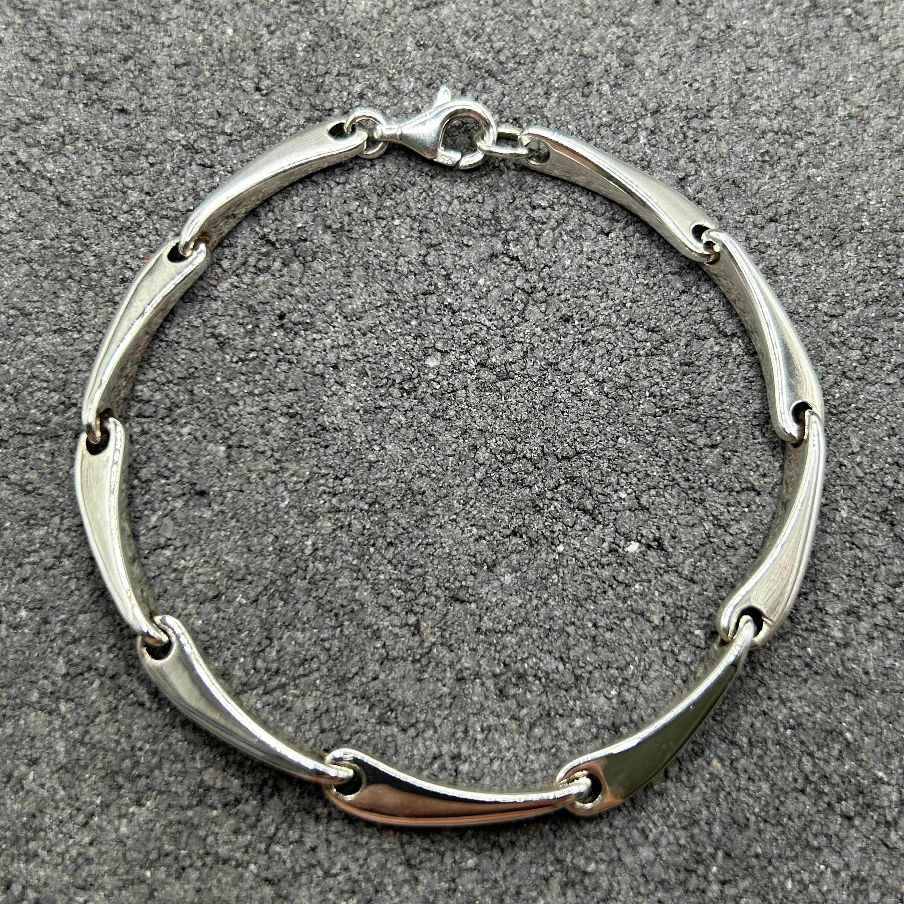 シルバー925 Silver ティアドロップデザインブレスレット/軽研磨仕上げ