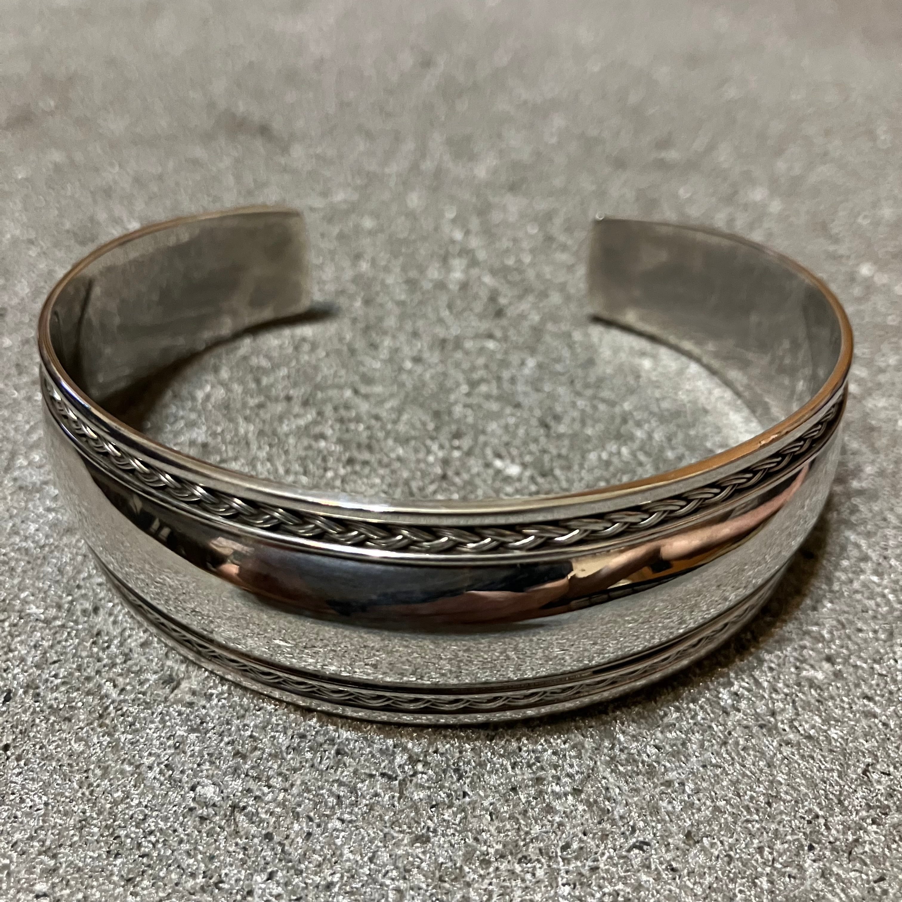 SILVER925 KOMARU TRIVAL BANGLEシルバーブレスレット SILVER925 KOMARU TRIVAL DESIGN BANGLE/BRACELET /シルバー