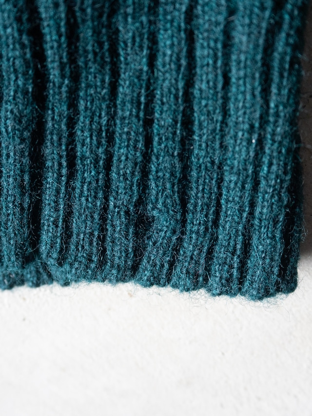 "Paul Stuart" used Wool saddle shoulder knit