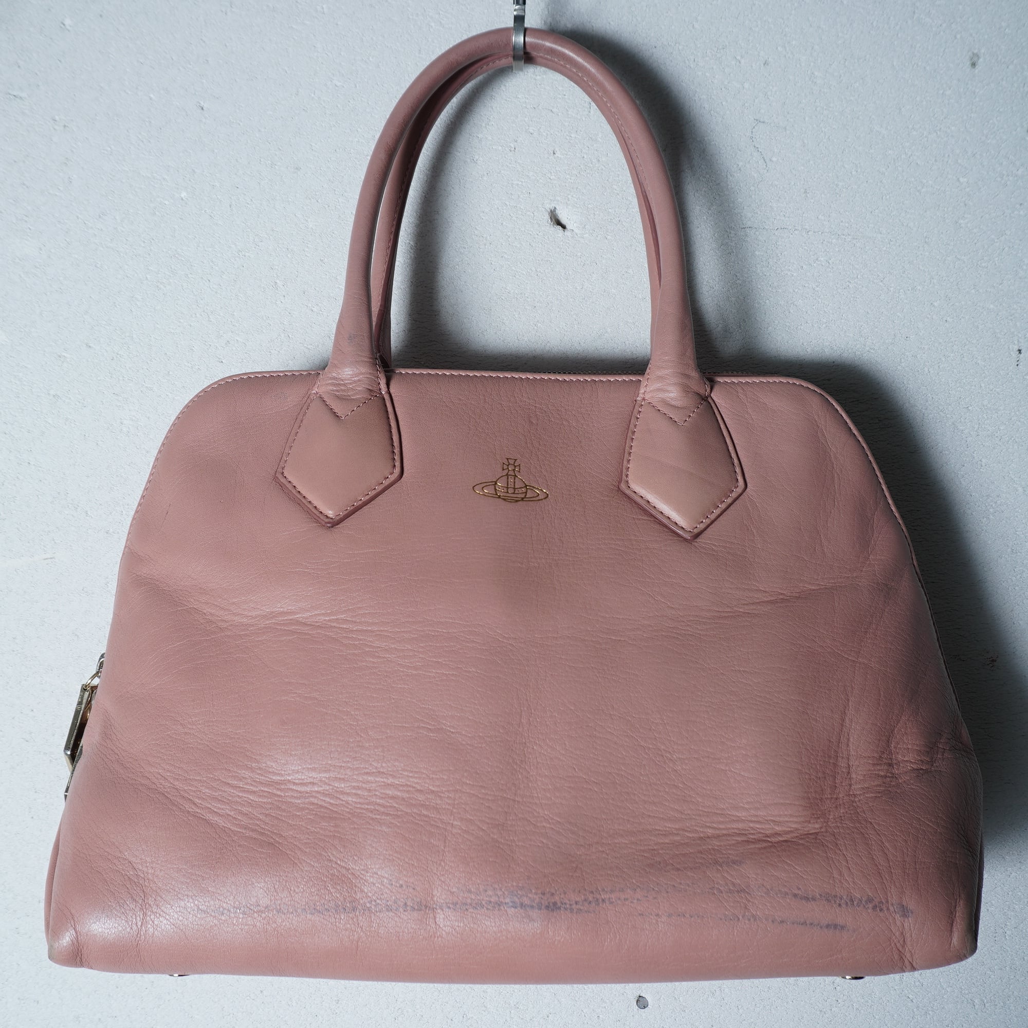 Vivienne Westwood】ヴィヴィアンウエストウッド オーブロゴ レザー