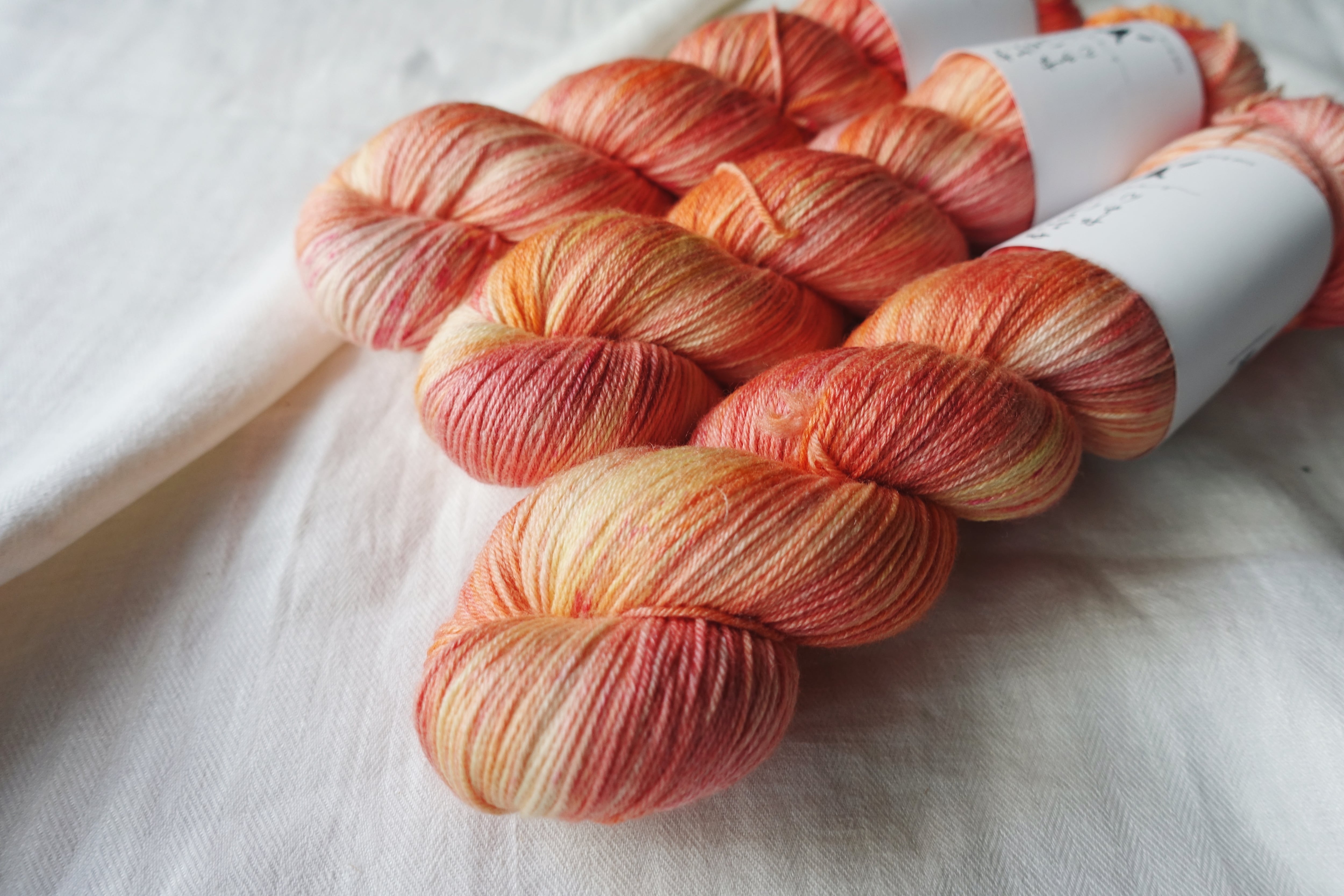 手染め糸]Premium Silk+Wool Sock_Framingo | 手染め毛糸のYaoskep Yarn