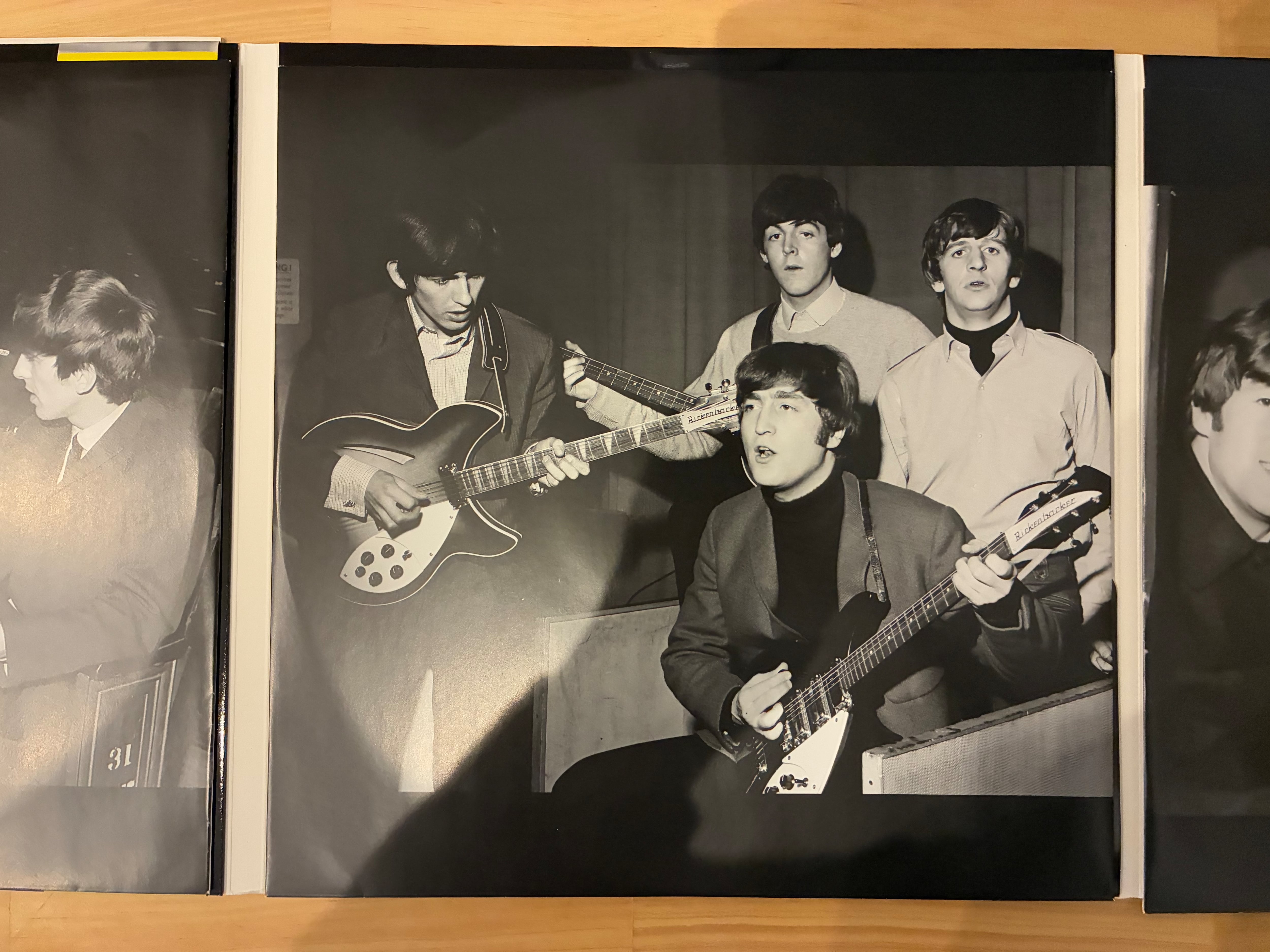 THE BEATLES / LIVE AT THE BBC | sixteen records (シックスティーン