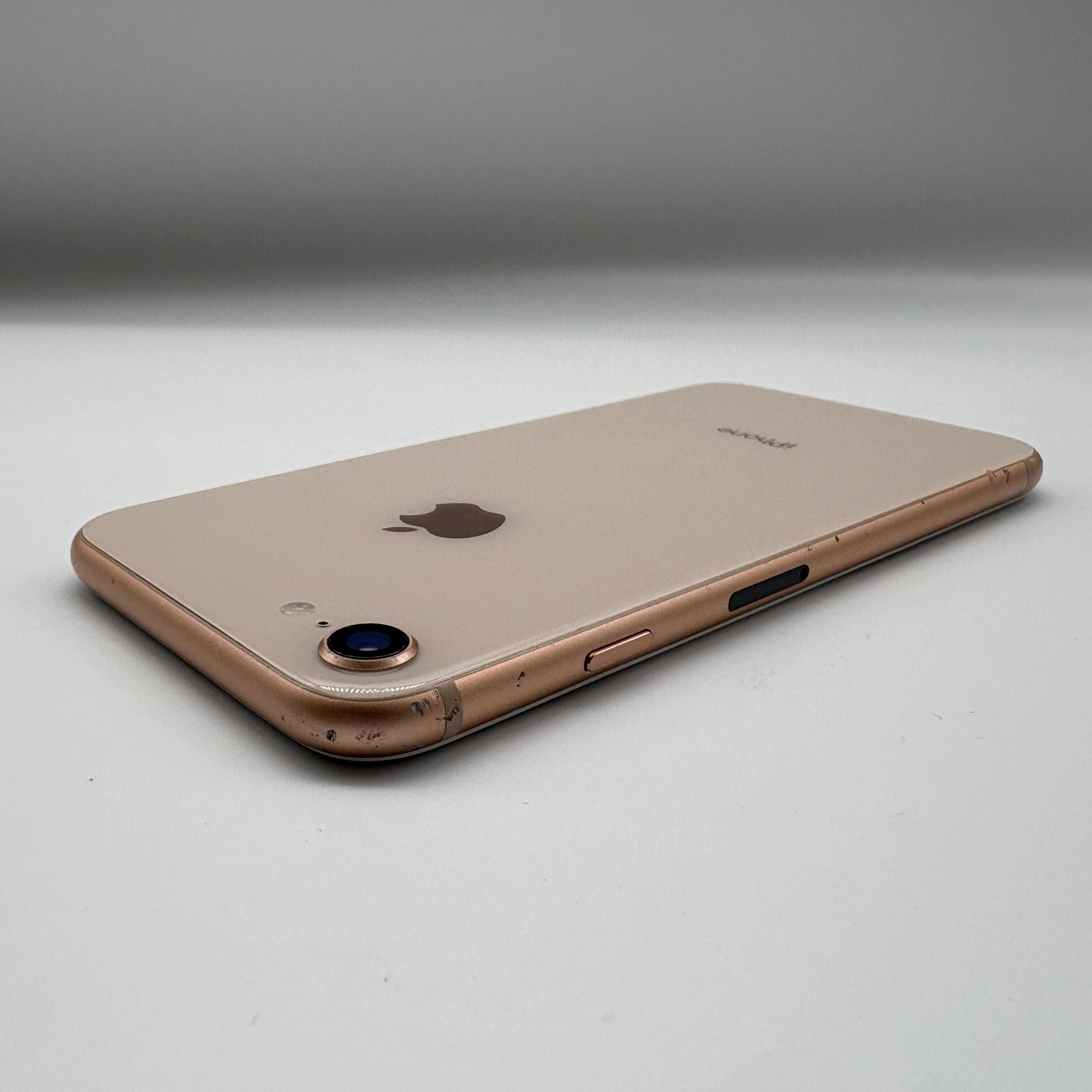 Apple iPhone 8 ゴールド本体 64GB ドコモ SIMフリー iPhone8 64GB ゴールド アイフォン本体 SIMフリー SIMロック解除済み