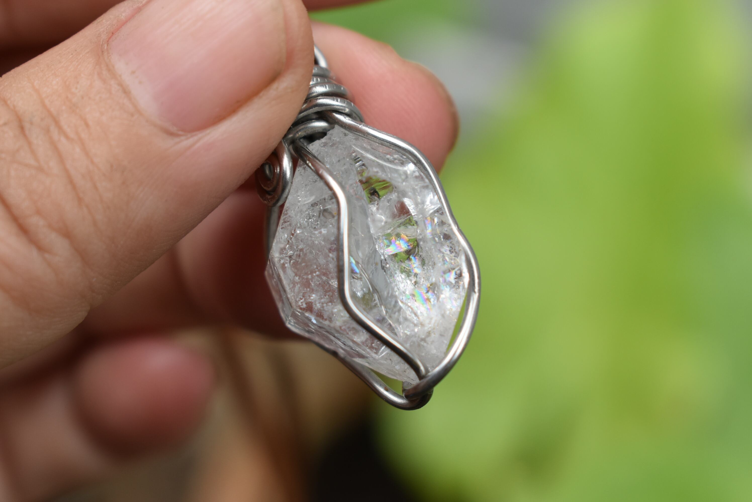 虹バッチリ★ハーキマーダイヤモンド★ワイヤーアートペンダントhk003