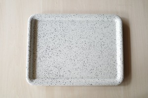 PLACE 02 / A4 Tray（dripping 1color）
