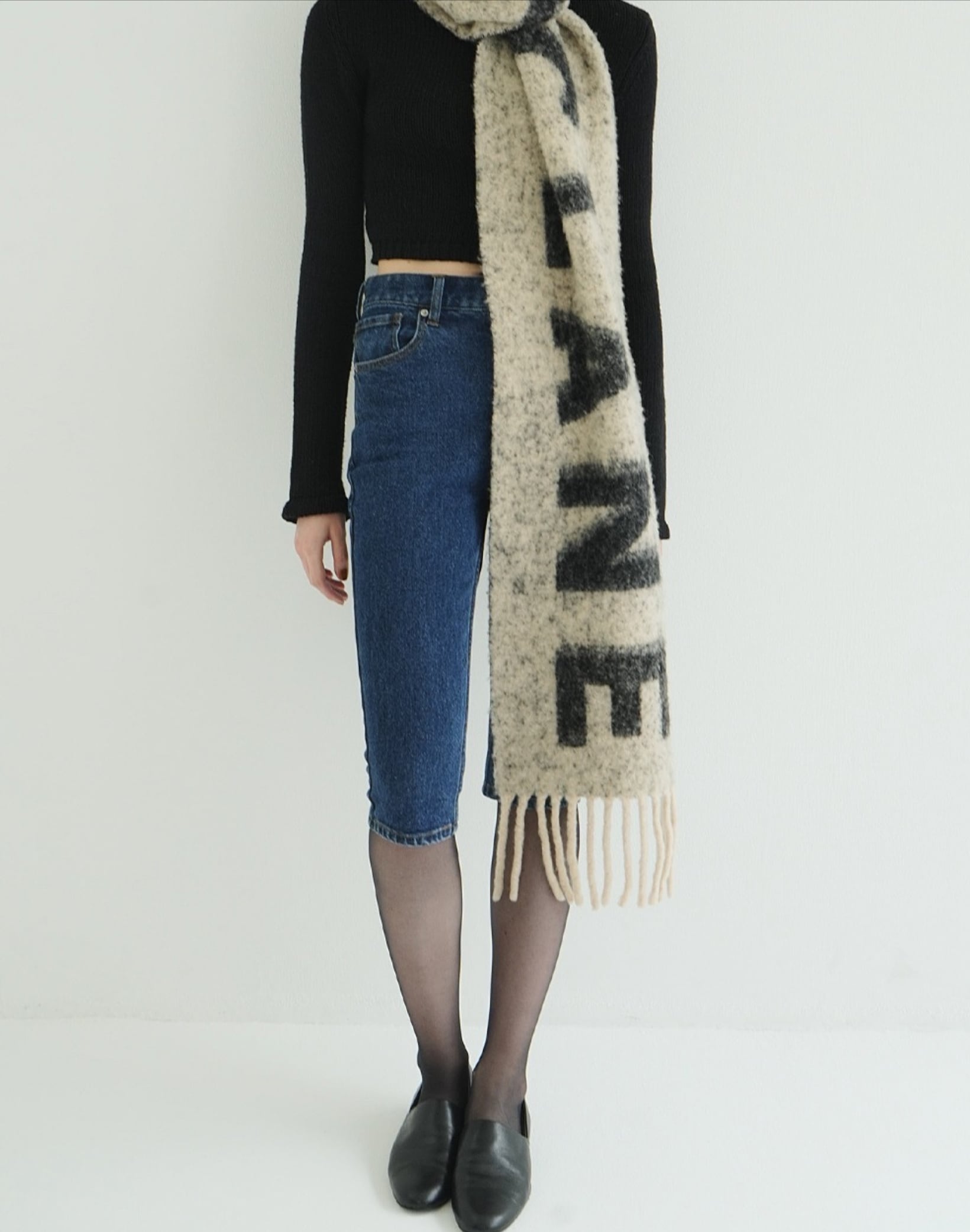 CLANE DENIM CAPRI PANTS | FLICKA ASHIYA