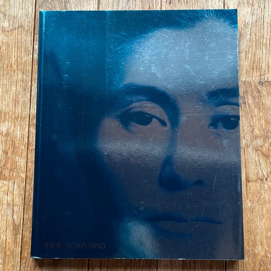 【絶版中古書】オノ・ヨーコ　YOKO ONO 　YES　　朝日新聞　2003  　[3100070]