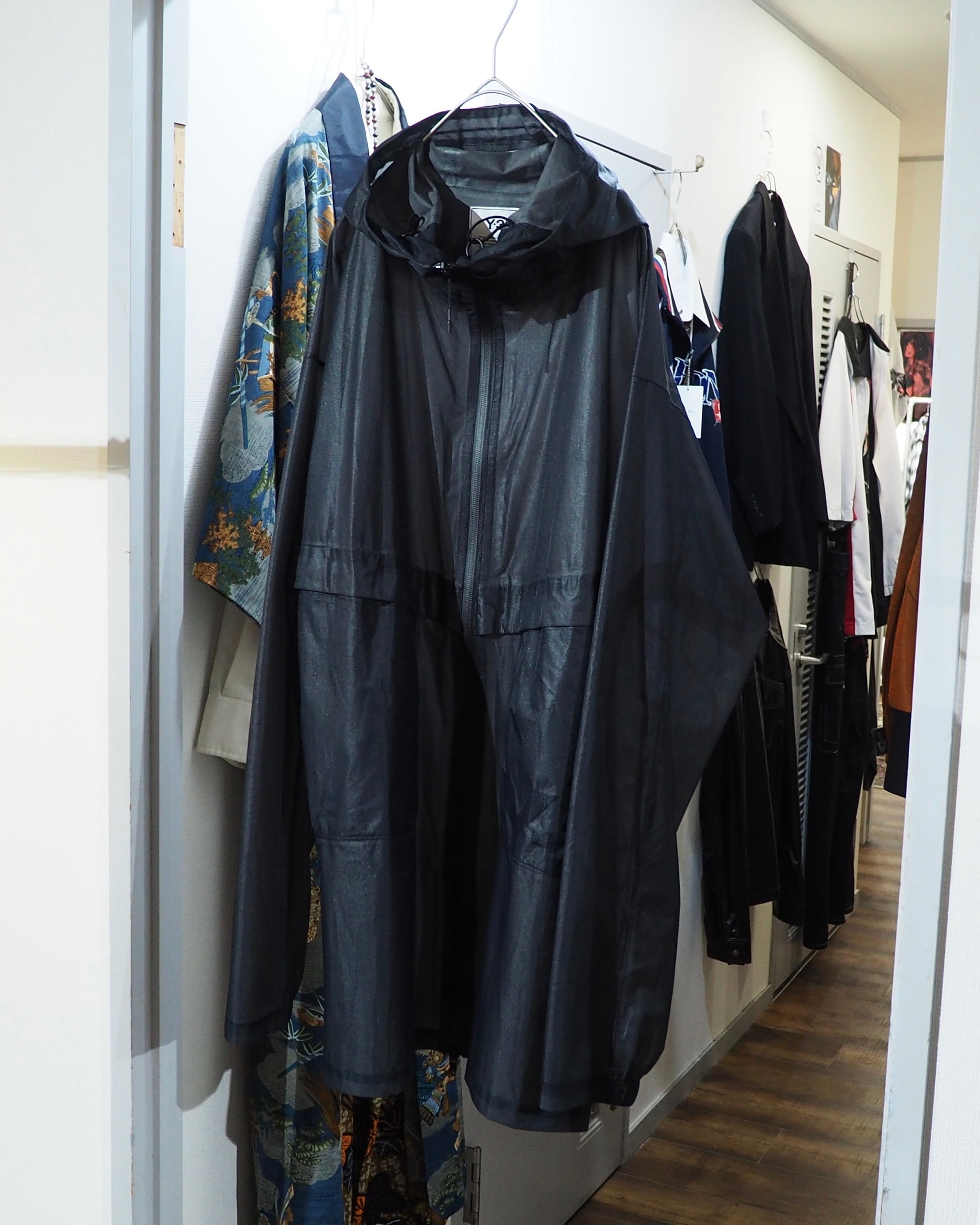 "Y-3(Yohji Yamamoto)" Black sheer Waterproof Nylon Tech Full zip jacket