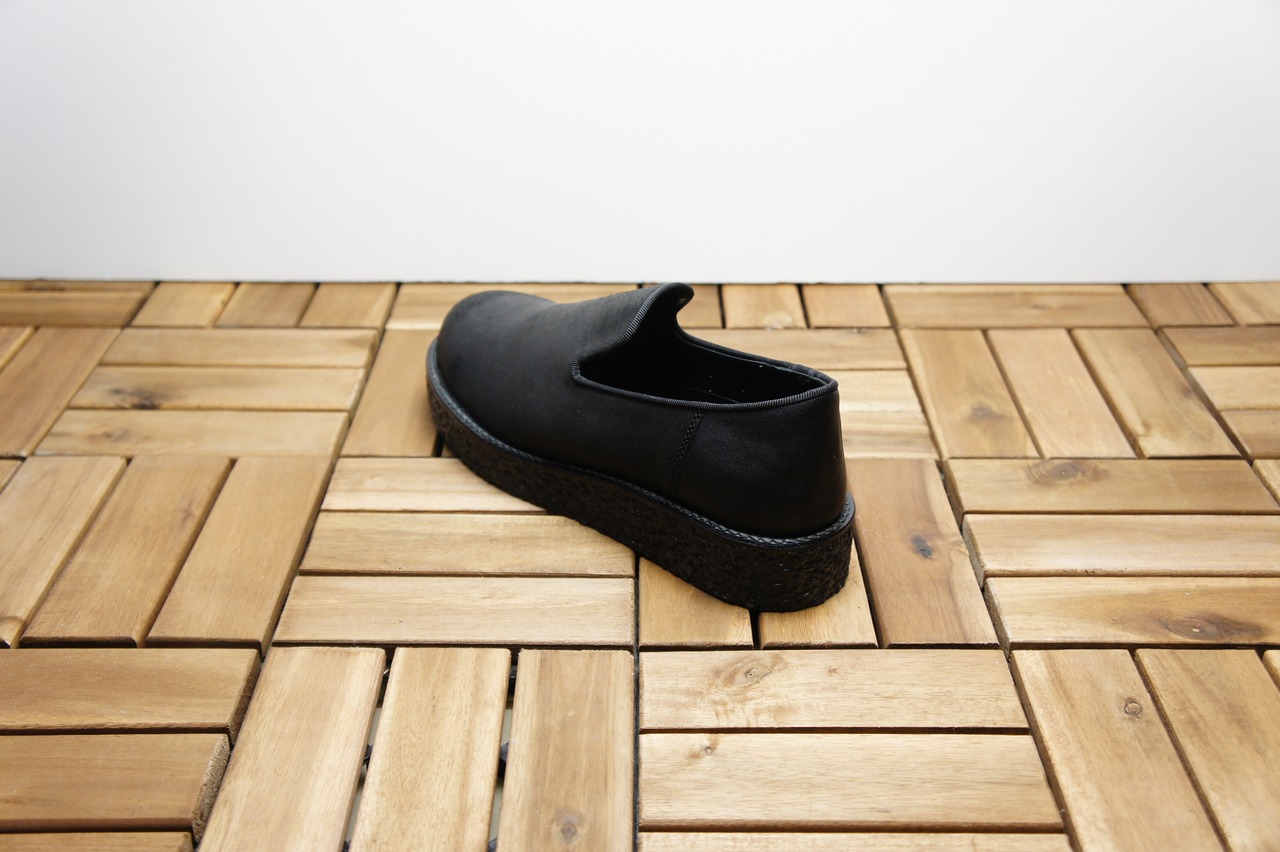 SLIP-ON SHOES (MUDGUARD)