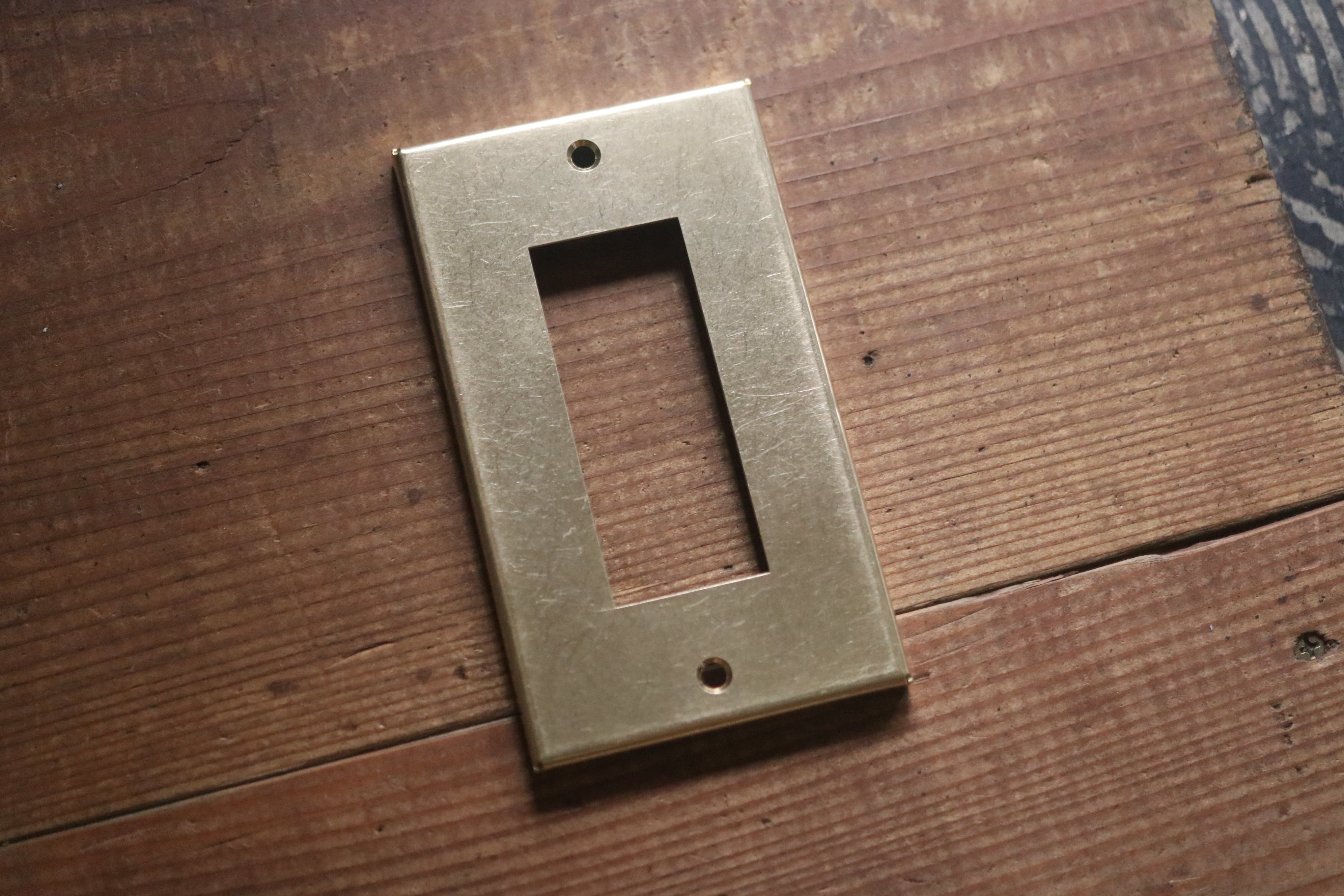 真鍮コンセントプレート、スイッチプレート | K&D MARKET.