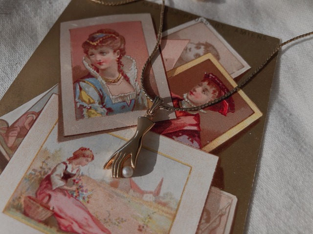 手の美術展 JAPAN vintage pendant