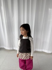 韓国子供服 / PEPPER / 26Autumn / ニットアイレットホルターネックタンクトップ / 秋服 *XS~XL *