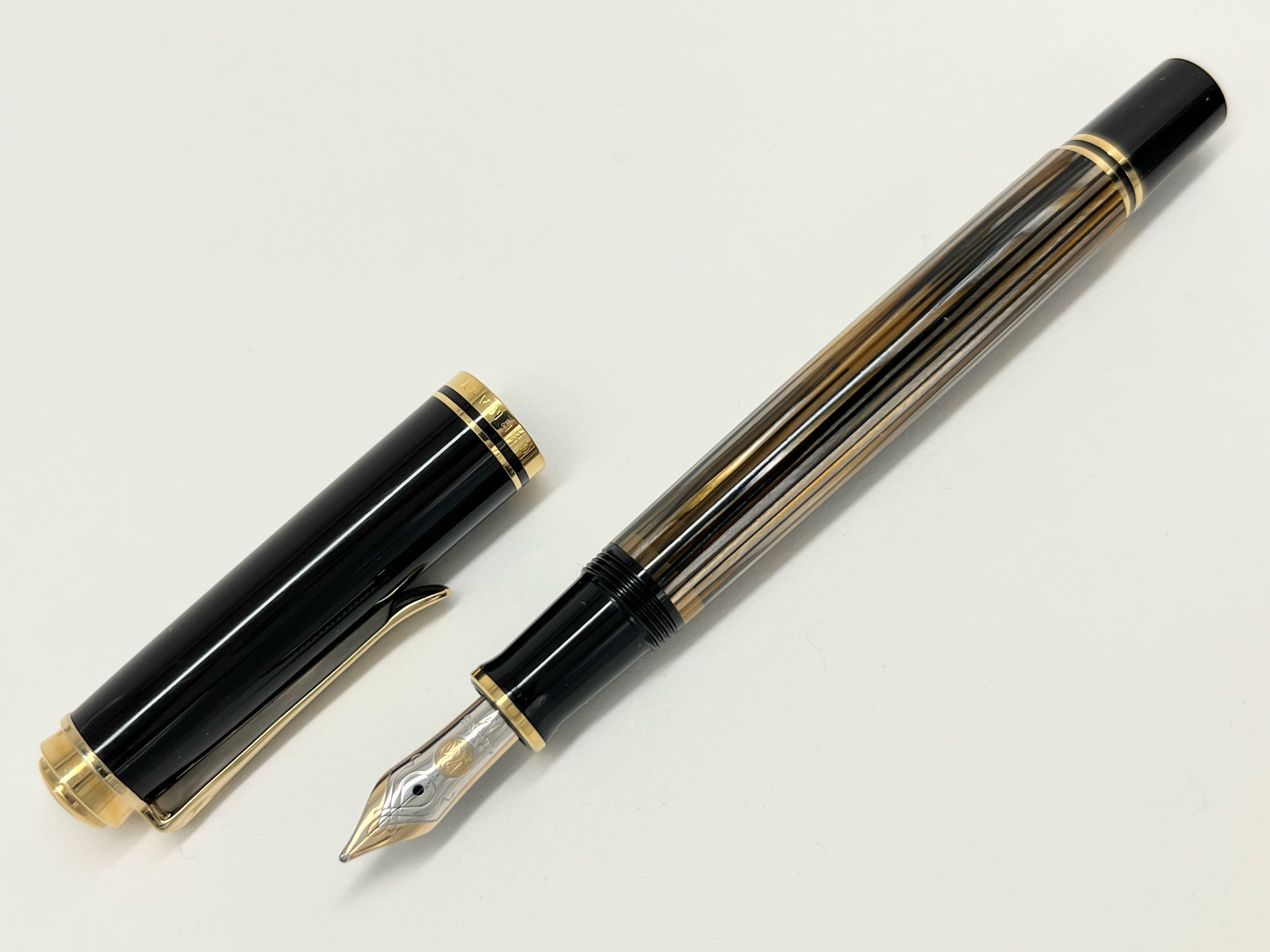 Pelikan（ペリカン）万年筆 特別生産品 スーベレーン400 茶縞 M400-