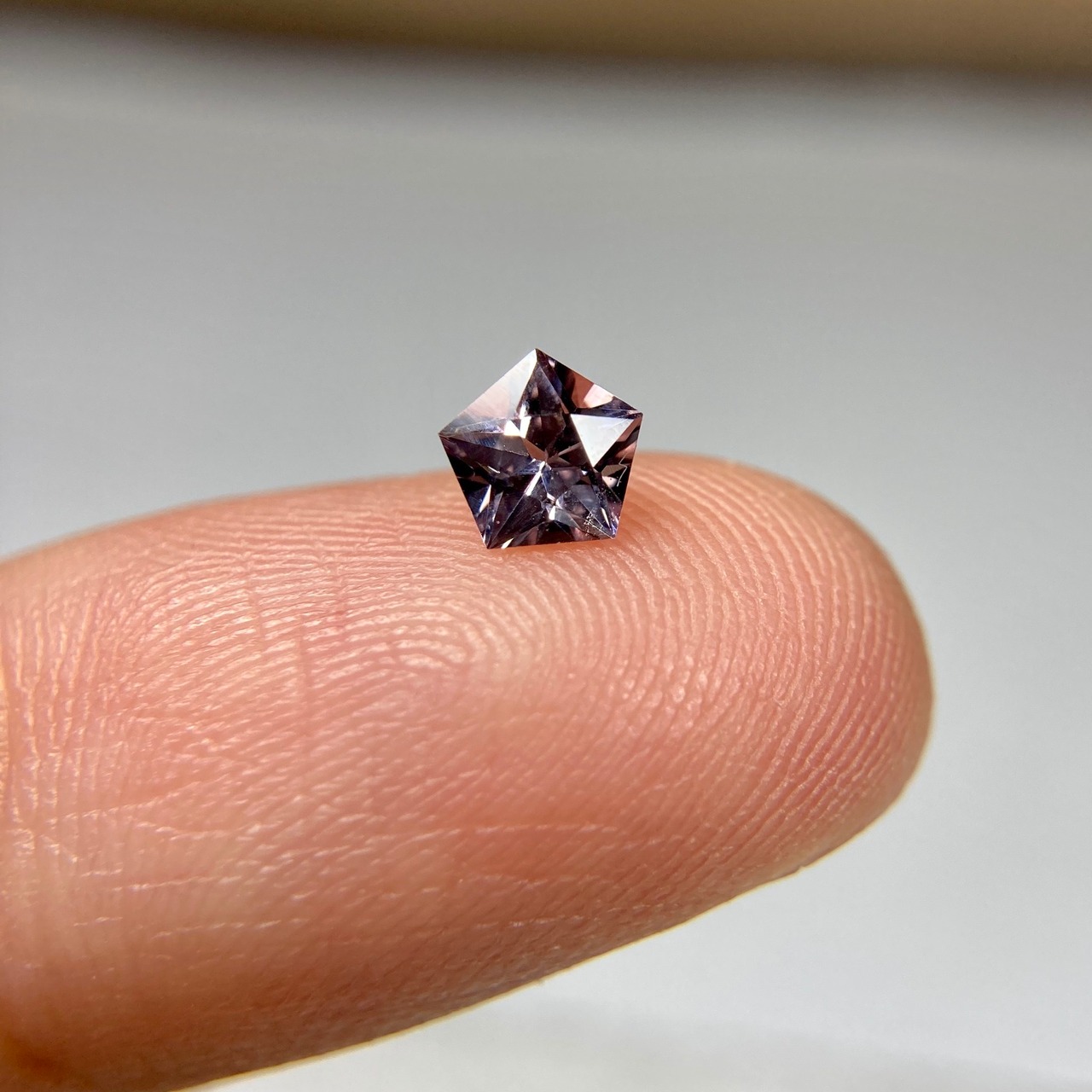 星のスピネル　約4.6mm No.2