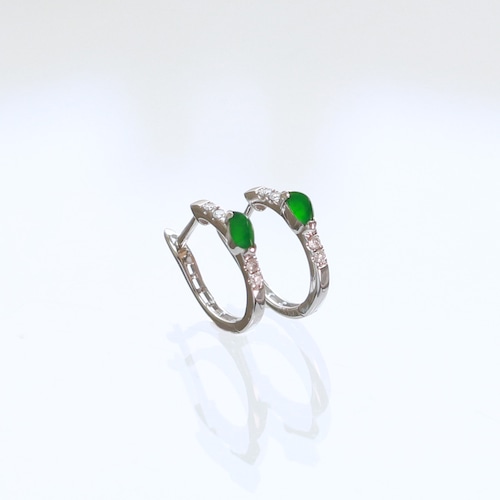 翡翠フープピアス！【K18WG green diamond hoop】A貨翡翠　jd_mm1171