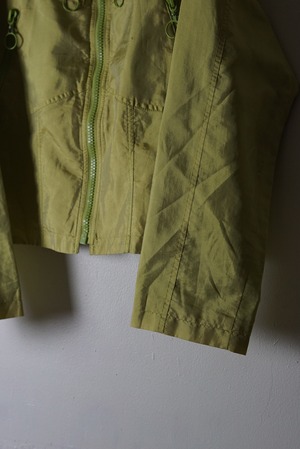 SHORT LENGTH NYLON JACKET