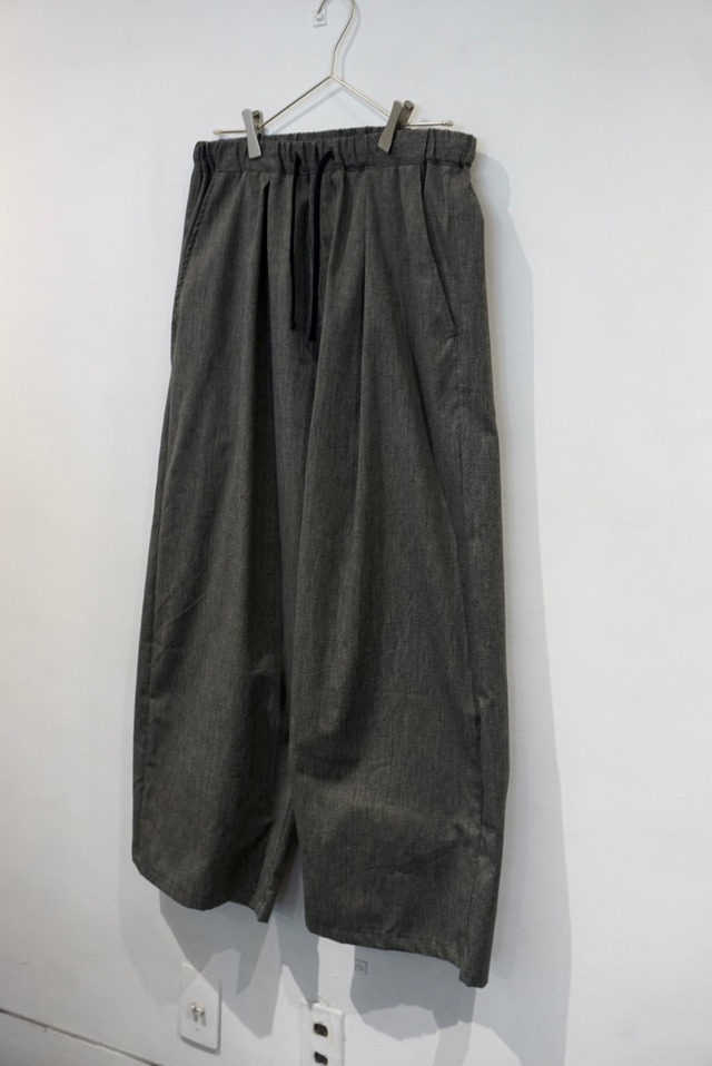 NiLS / wide pants