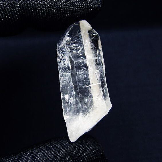 水晶 原石 アーカンソー産 一点物 171-7021