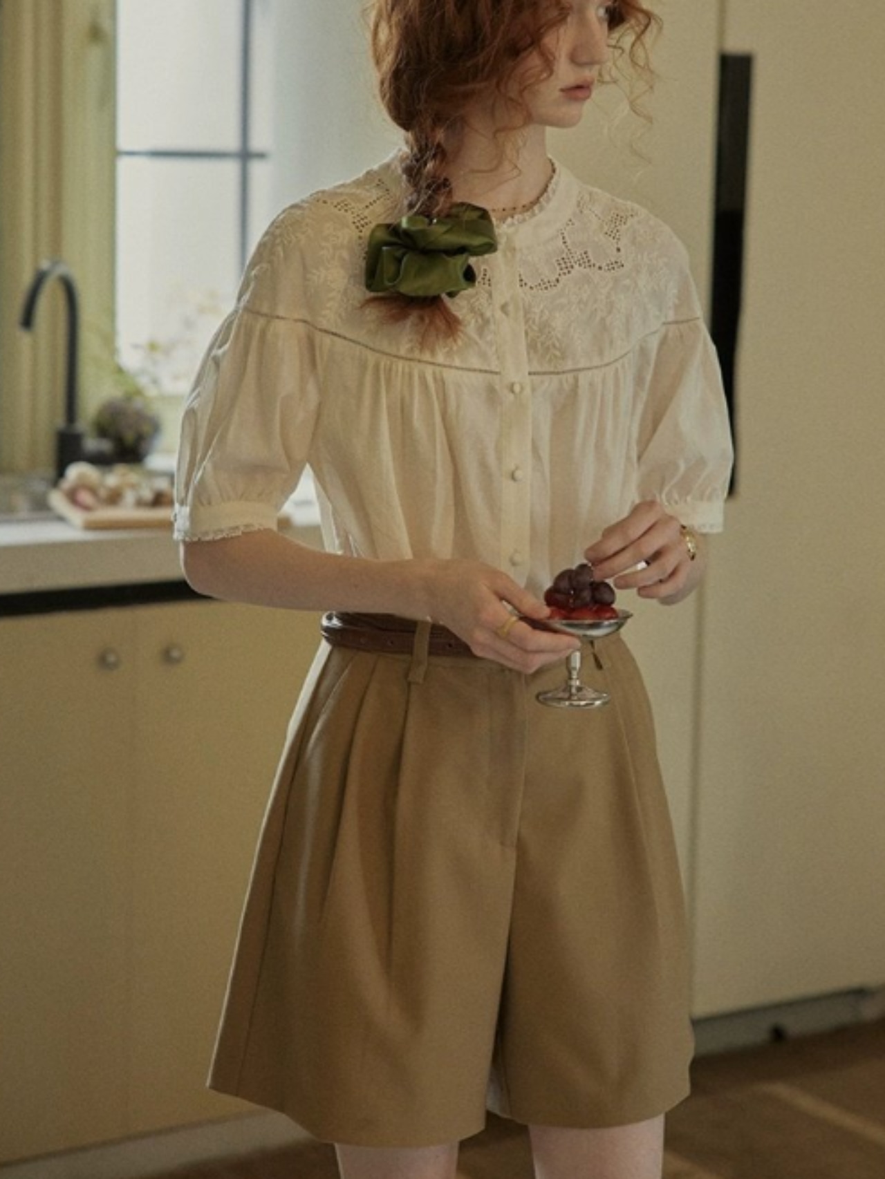 Édith Embroidered Lace Blouse F0715