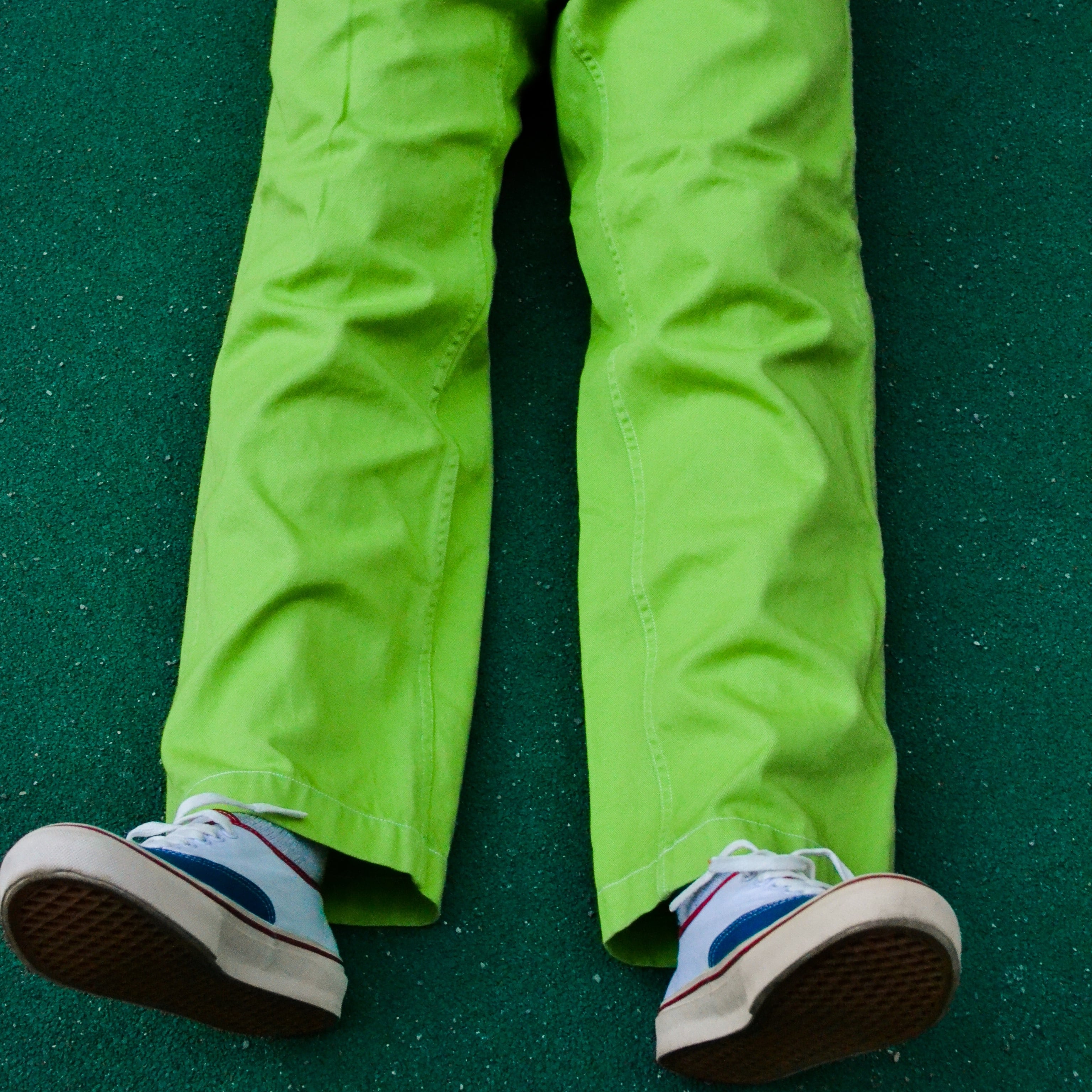 Color pants lime