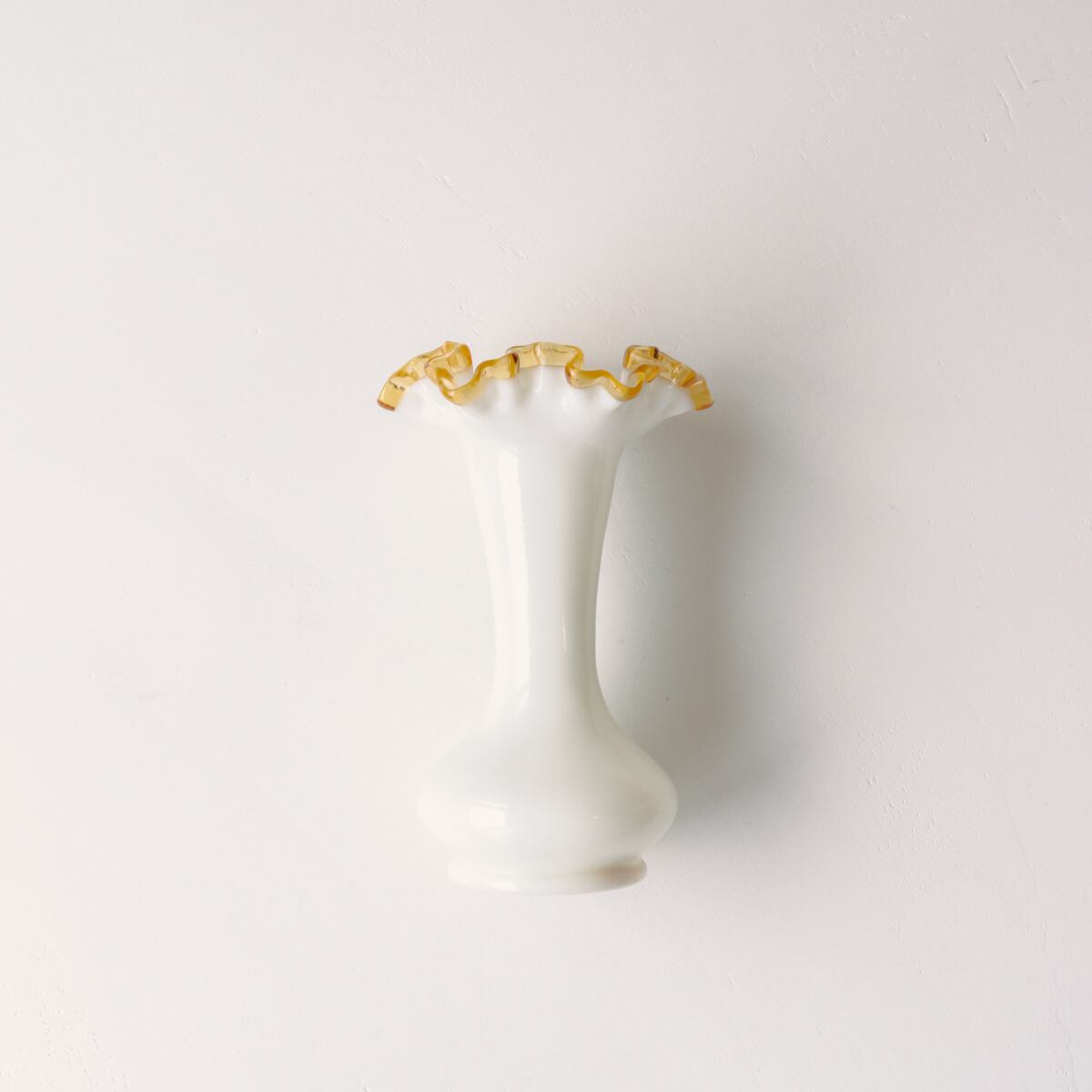 Fenton Frill Vase (Amber)