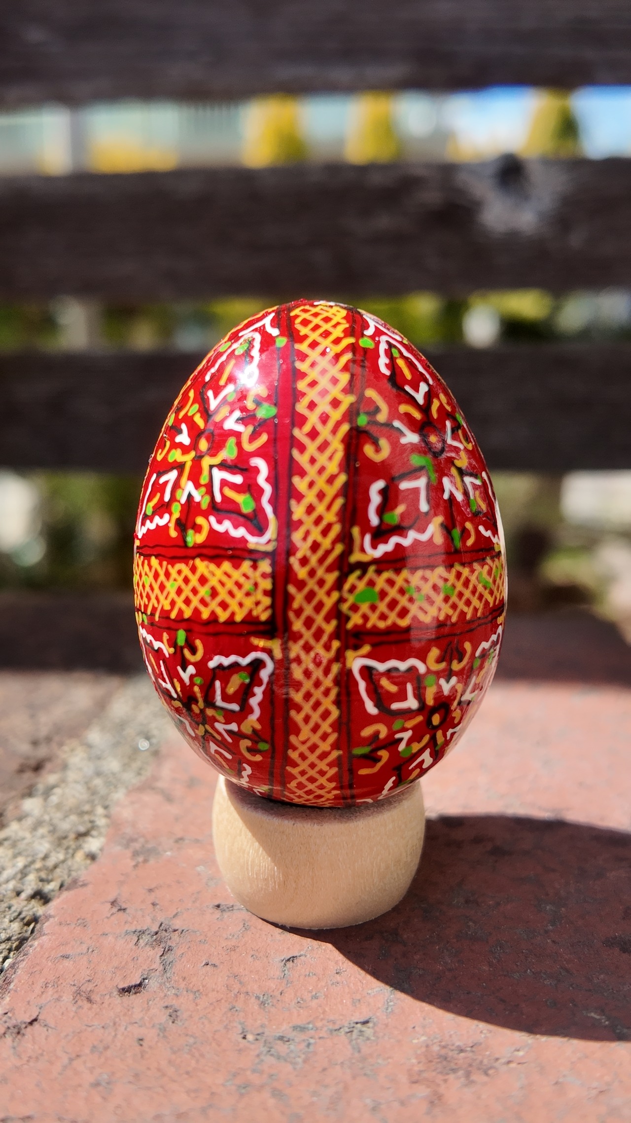 装飾用木製プィサンカ（イースターエッグ）with stand　コロミヤモデル - 1