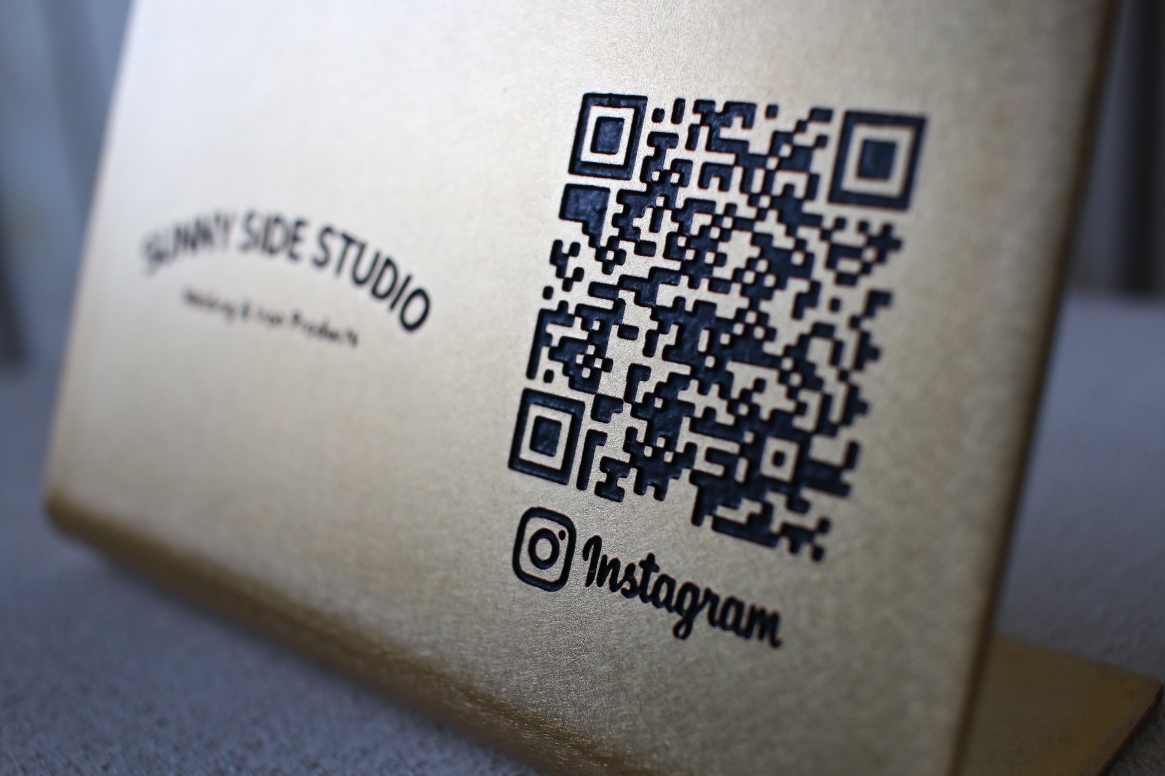 QRコード2個付き卓上真鍮プレート 縦90mm×横110mm | sunny side studio