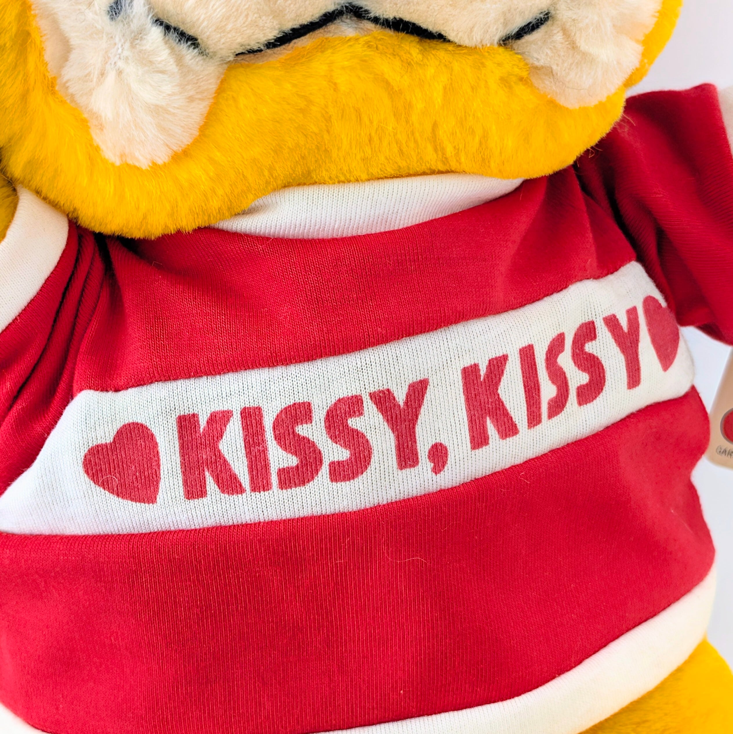 ☆ VINTAGE 1980年代初期 ☆【 Garfield ( ガーフィールド ) 】『 ♡KISSY,KISSY♡ 』【B】ぬいぐるみ プラッシュ plush 1980年代年製 〚アメリカン雑貨 アメトイ〛