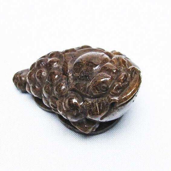 金針ルチル 金蟾 置物 手彫り 彫刻品 キンセン ルチルクォーツ 原石 一点物 144-95