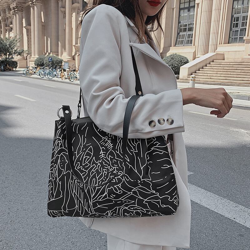 ショルダーバッグスタイル トートバッグ ハンドバッグ Tiancai_Wing_Bag52878867685